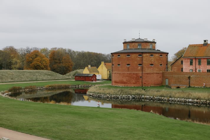   | Citadellet (de citadel) in Landskrona wordt beschouwd als een van de best bewaarde in zijn soort in Scandinavië en diende zowel als verdedigingswerk als als kasteel.