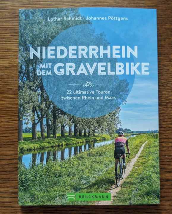 Nederrijn met de gravelbike van Lothar Schmidt en Johannes Pöttgens.